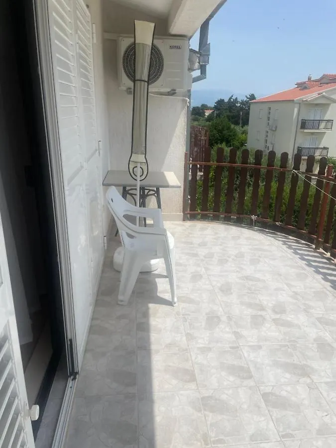 Apartment Enna Kastela Croatia